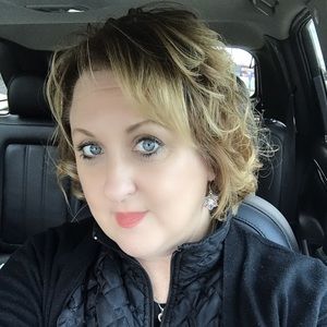 Meet your Posher, Sherry